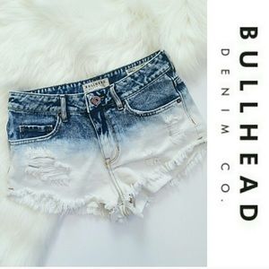 💥Sale! Bullhead Denim Co. Ombré Cut-Offs
